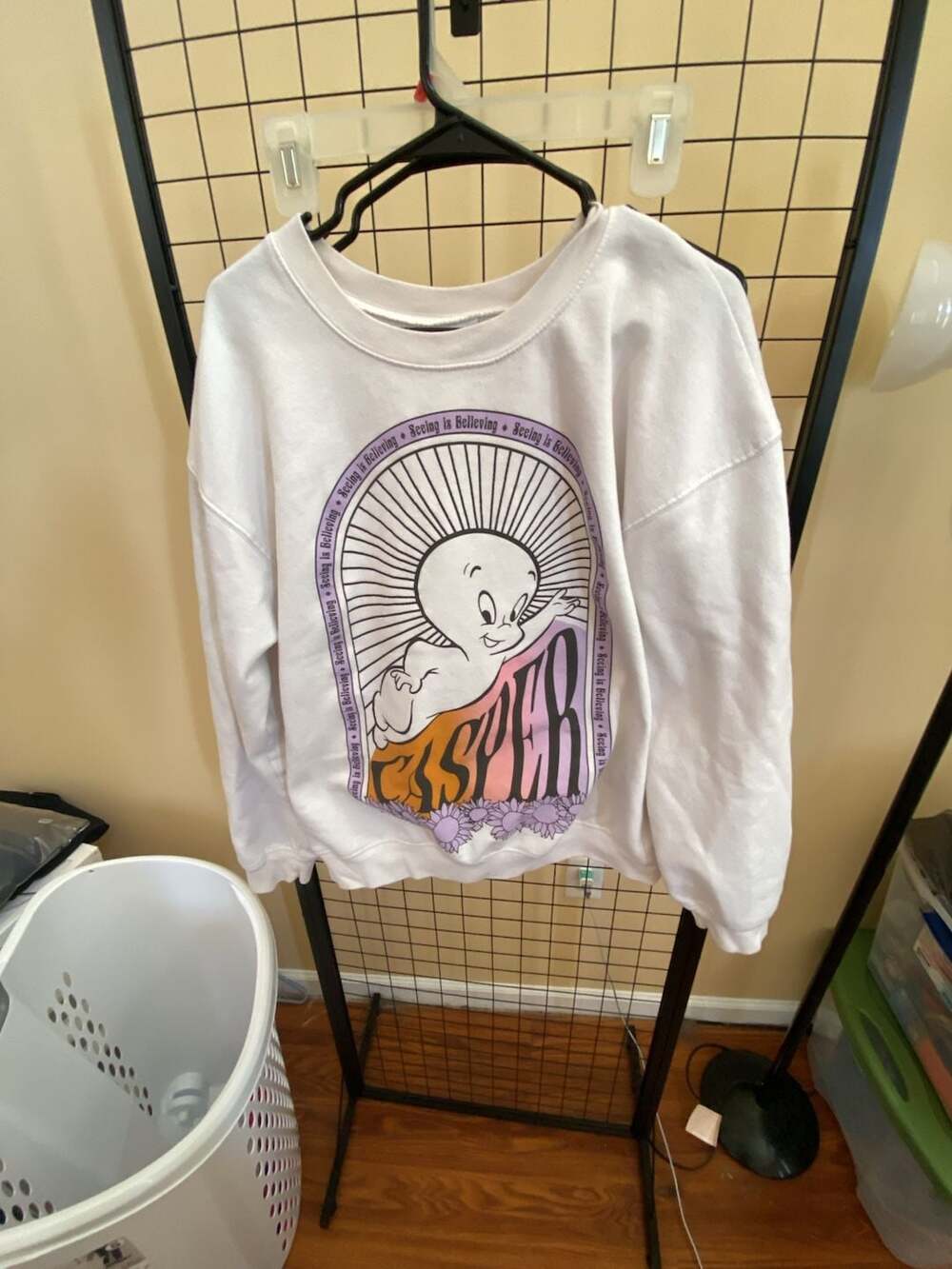 Casper The Friendly Ghost Seeing Is Believing White Sweatshirt XL 15-17